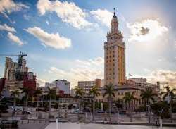 By 1972, the federal government stopped using the By 1972, the federal government stopped using the Freedom Tower as a migration facility and sold it to private buyers. Today, it is a National Histori